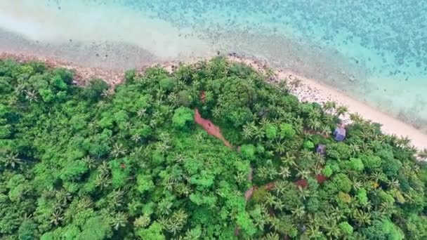 Aerial View Trópusi Rejtett Strand — Stock videók