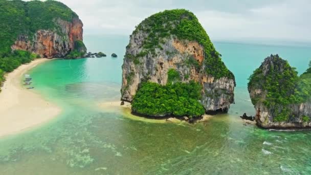 Tropikal Deniz Sahili Kayalık Adaları Tayland — Stok video