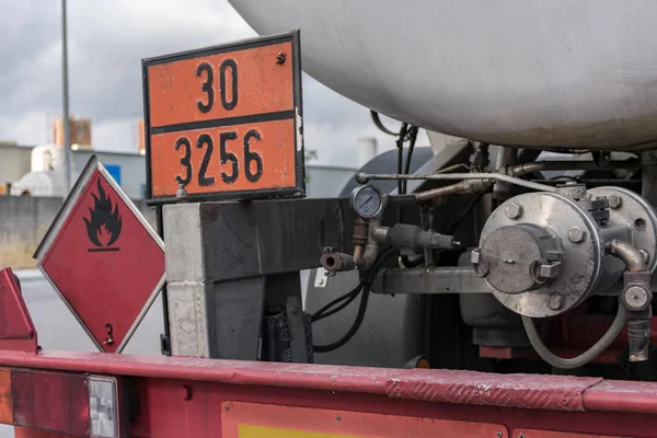 Tankwagen Mit Gefahrgut — Stockfoto