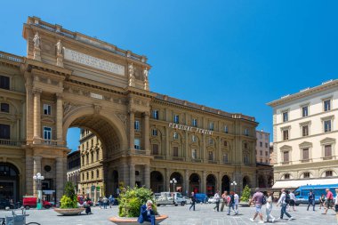 Floransa Cumhuriyet Meydanı