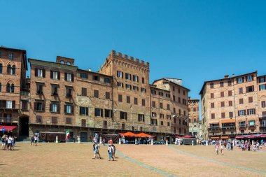 Siena 'daki Piazza del Campo