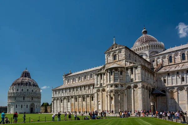 Katedralli Pisa Baptistery — Stok fotoğraf