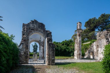 İtalya 'daki Sestri Levante' de Aziz Catherine Oratory harabeleri