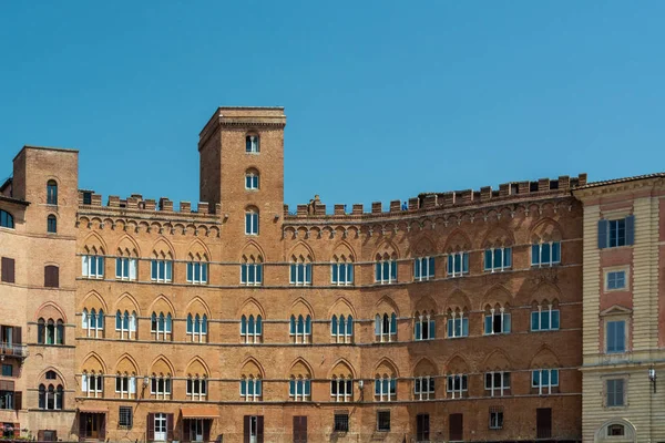 Piazza del Campo in Siena — Stockfoto