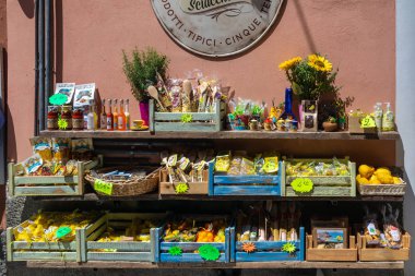 İtalya 'da Monterosso al mare' den alışveriş, sinema terası.