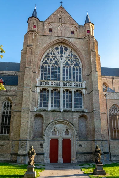 St. Salvator katedral i Brygge — Stockfoto