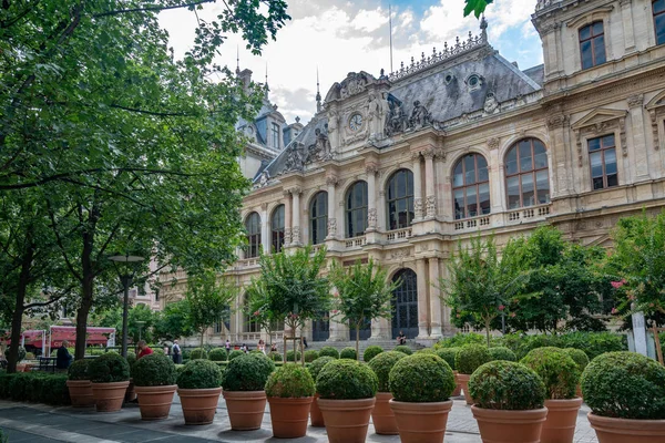 Stock exchange building in Lyon — Stock Photo, Image