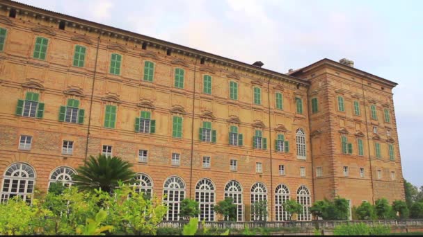 Skrojonego Turyn Włochy Circa Sierpień 2016 Fasada Zamek Skrojonego Ogrodem — Wideo stockowe