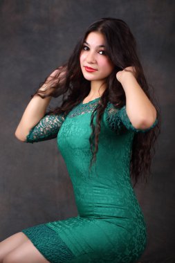 güzel genç Çingene Kız