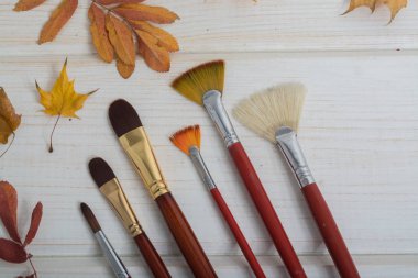 sonbahar yaprakları (çizim) makyaj için fırçalar süslemeleri