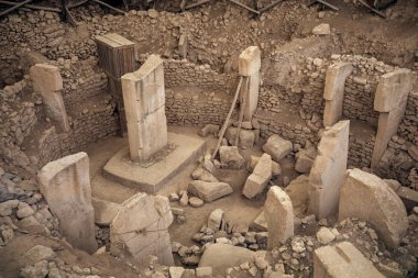 Türkiye 'nin güneyindeki Gbekli Tepe' nin gizemli arkeolojik alanının bir görüntüsü, belki de dünyanın en eski dini toplanma yeridir..