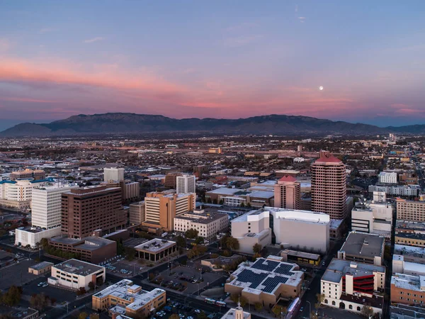 Aerial View Downtown Albuquerque New Mexico Sandia Mountains Full Moon — Stock Photo, Image