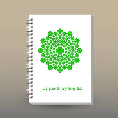 günlük ya da defter sarmal telli defter ile kapak vektör - A5 - düzen broşür kavramı - yeşil cloverleaves mandala beyaz arka plan üzerinde biçimlendirmek