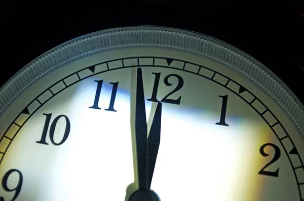 Relógio Juízo Final Despertador Definido Dois Minutos Antes Meia Noite — Fotografia de Stock