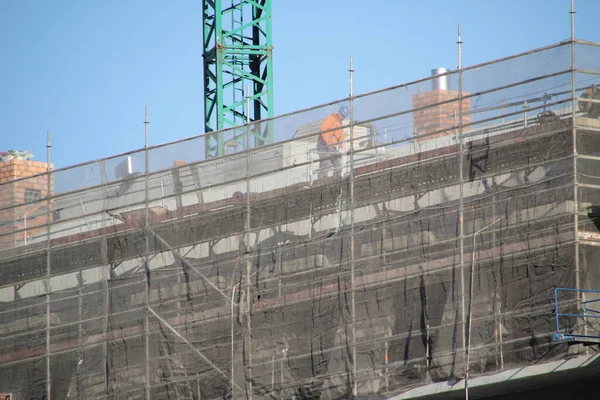 Local Construção Num Ambiente Urbano — Fotografia de Stock