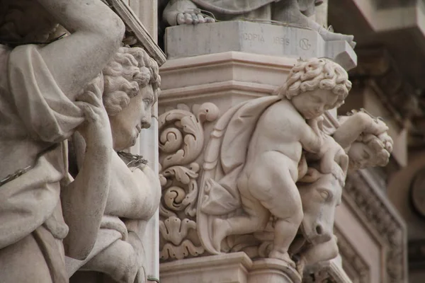 Detail Facade Cathedral Milan — Stock Photo, Image