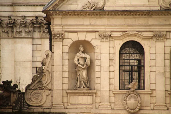 Klassisches Gebäude Der Londoner Innenstadt — Stockfoto