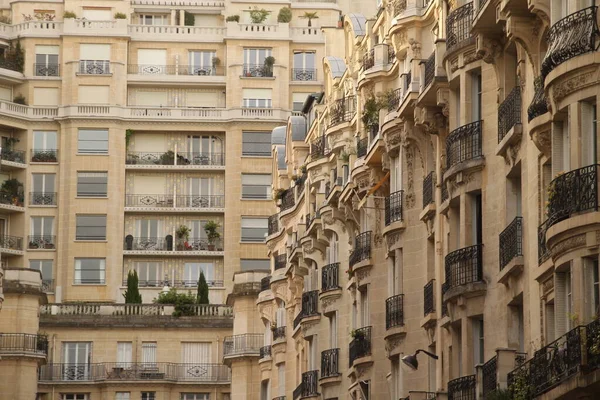 Gevel Van Een Flatgebouw Parijs — Stockfoto
