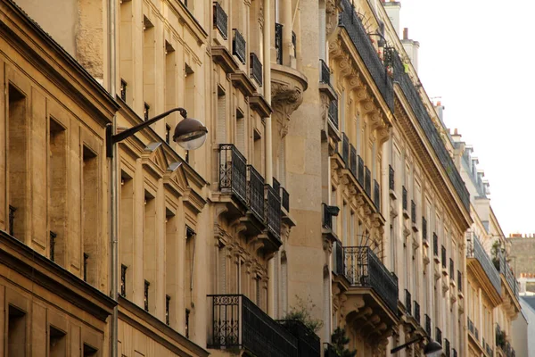 Facciata Condominio Parigi — Foto Stock
