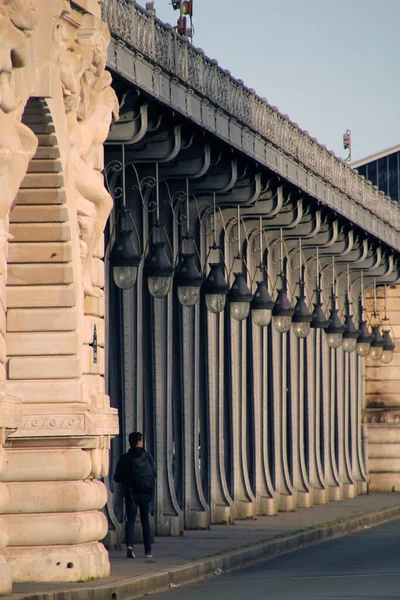 Мост Бир Хакайм Париж — стоковое фото
