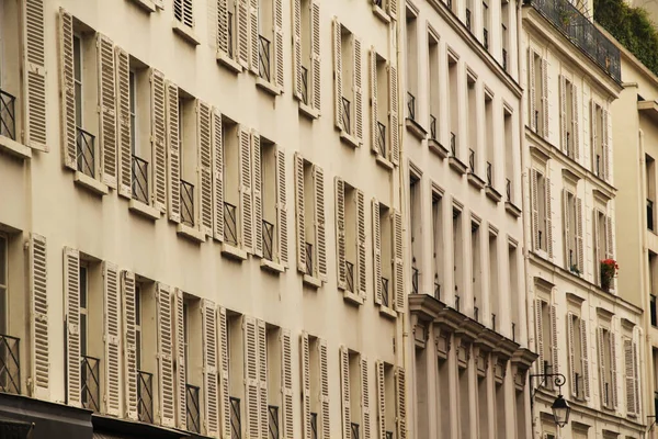 Πρόσοψη Κτιρίου Του Παρισιού — Φωτογραφία Αρχείου