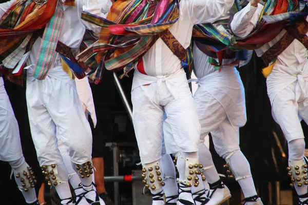 Traditioneller Baskischer Tanz Auf Einem Straßenfest — Stockfoto