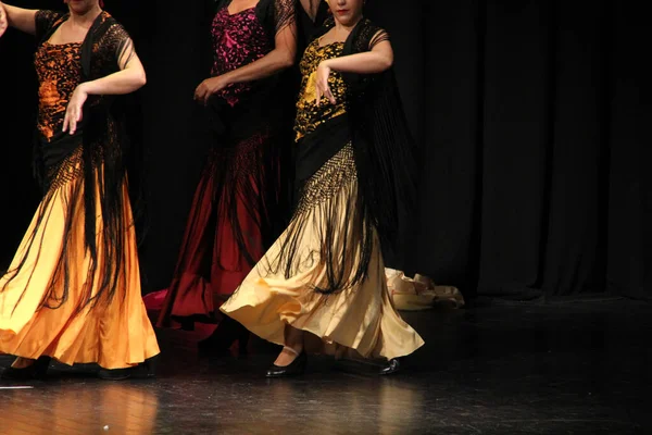 Mujeres Una Exposición Baile Flamenco — Foto de Stock