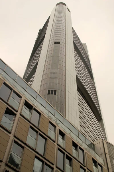 Edificio Distrito Financiero Frankfurt — Foto de Stock