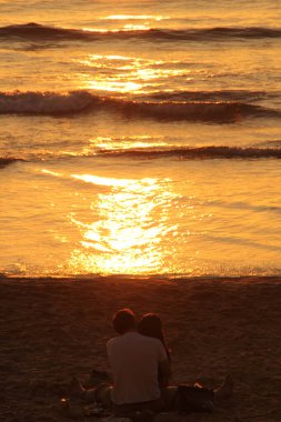 San Sebastian Körfezi Alacakaranlıkta