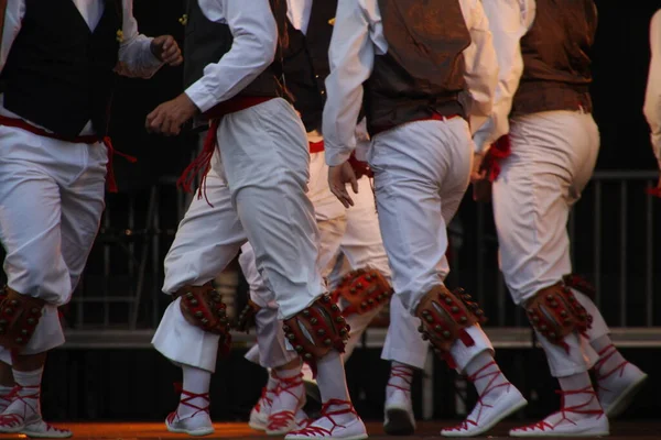 Dança Basca Tradicional Festival Folclórico — Fotografia de Stock