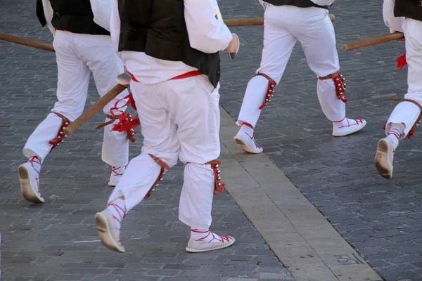 Halk Festivalinde Geleneksel Bas Dansı — Stok fotoğraf