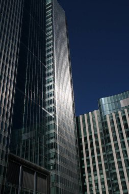 Canary Wharf, Londra 'daki ofis kulesi.