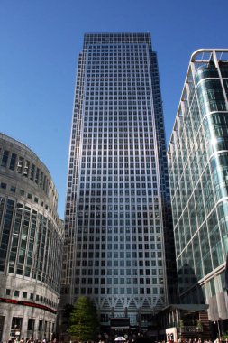 Canary Wharf, Londra 'daki ofis kulesi.