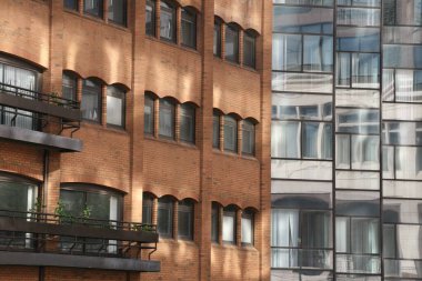 Canary Wharf, Londra 'daki ofis kulesi.