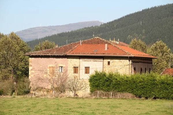 Typowy Baskijski Dom Wsi — Zdjęcie stockowe
