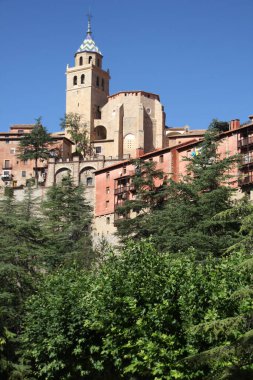 İspanya 'nın Albarracin köyündeki şehir manzarası