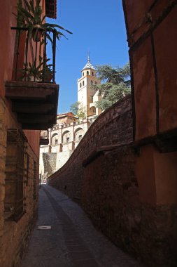 İspanya 'nın Albarracin köyündeki şehir manzarası