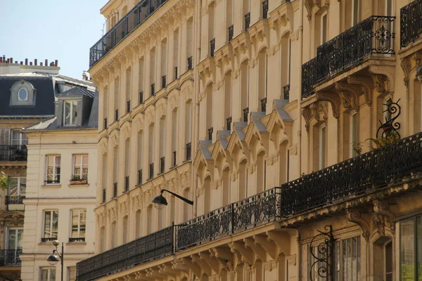 Klassisches Gebäude Von Paris — Stockfoto