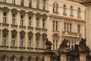 Prag 'ın eski bir kasabasında.