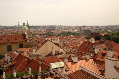 Prag 'ın eski bir kasabasında.