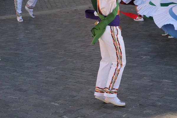 Halk Festivalinde Bask Dansı Sergisi — Stok fotoğraf