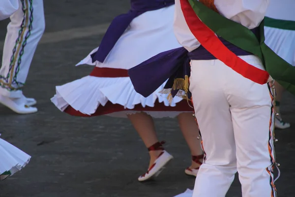 Halk Festivalinde Bask Dansı Sergisi — Stok fotoğraf