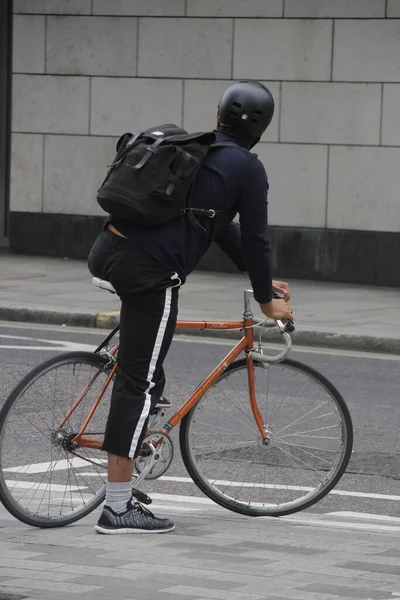 Riding Bicycle Urban Environment — Stock Photo, Image