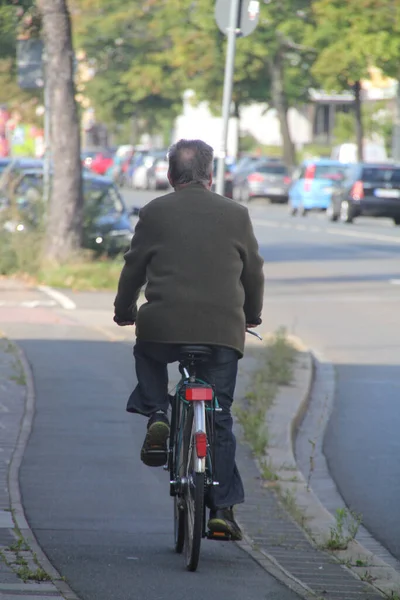 Езда Велосипеде Городской Среде — стоковое фото