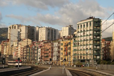 İspanya 'nın Bilbao şehrinde şehir manzarası