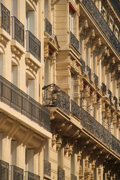 Paris Şehir Merkezinde Klasik Mimari — Stok fotoğraf