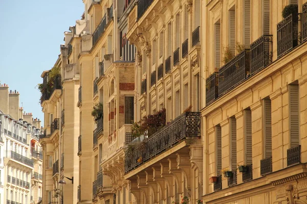Paris Şehir Merkezinde Klasik Mimari — Stok fotoğraf