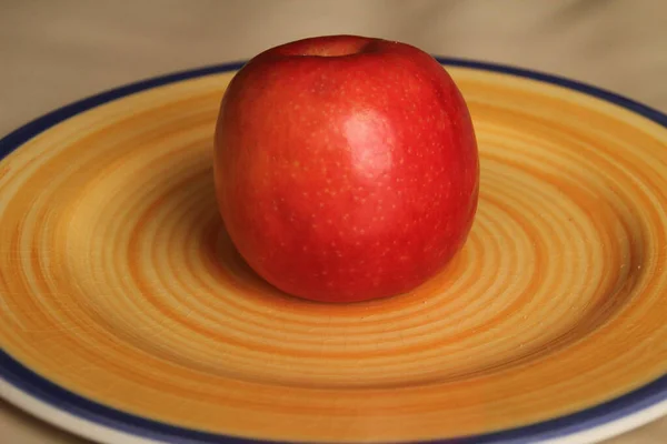 Červené Jablko Talíři — Stock fotografie
