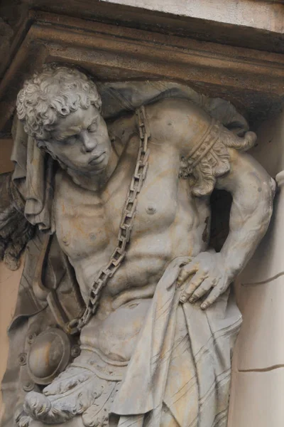 Posąg Pałacu Pragi — Zdjęcie stockowe