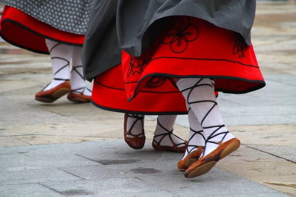Taniec Baskijski Ulicznym Festiwalu Folkowym — Zdjęcie stockowe